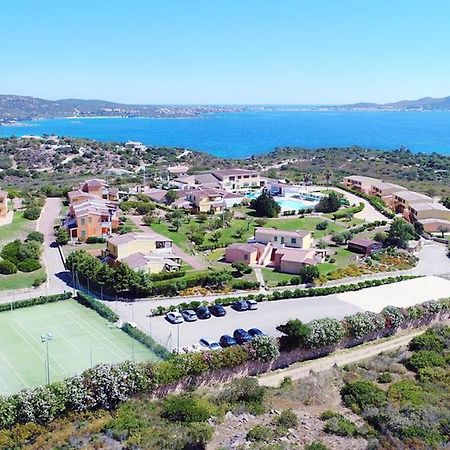 Hotel Baia Aranzos Pittulongu Eksteriør billede
