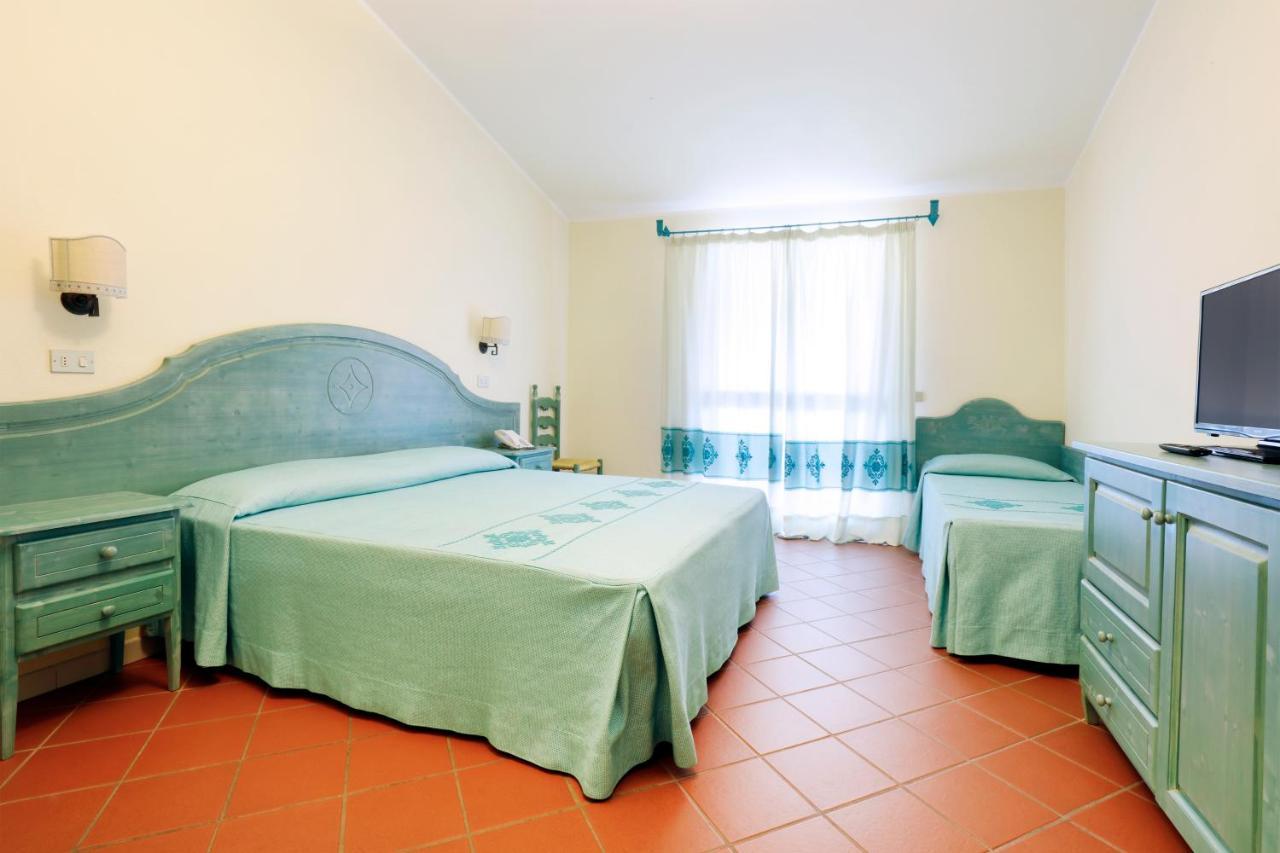 Hotel Baia Aranzos Pittulongu Eksteriør billede