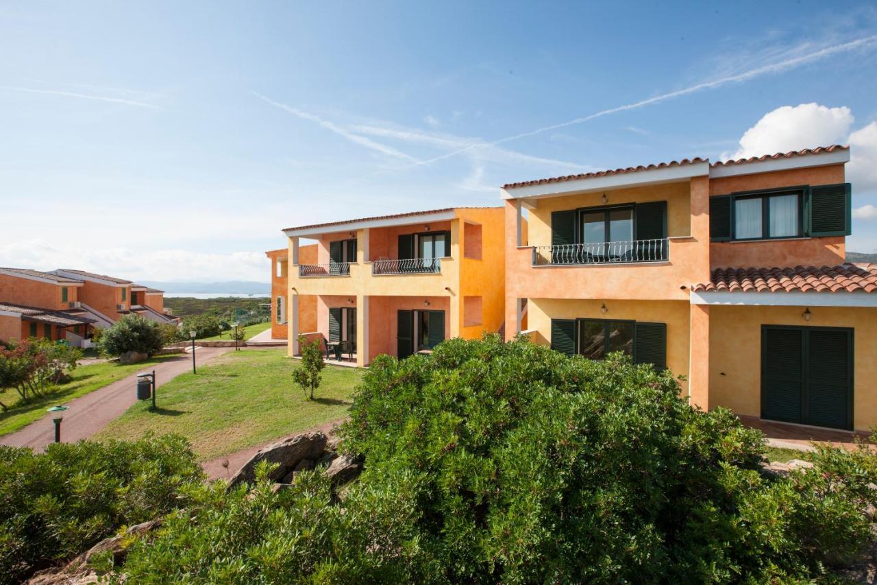 Hotel Baia Aranzos Pittulongu Eksteriør billede