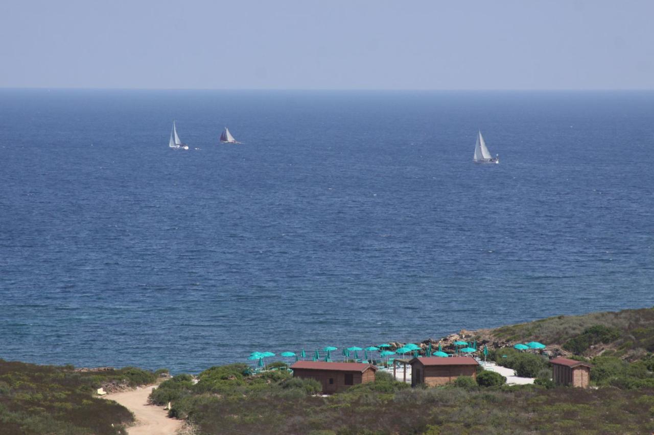 Hotel Baia Aranzos Pittulongu Eksteriør billede