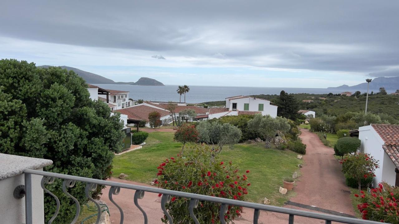 Hotel Baia Aranzos Pittulongu Eksteriør billede